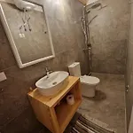 Hani Cepit Hotel Librazhet